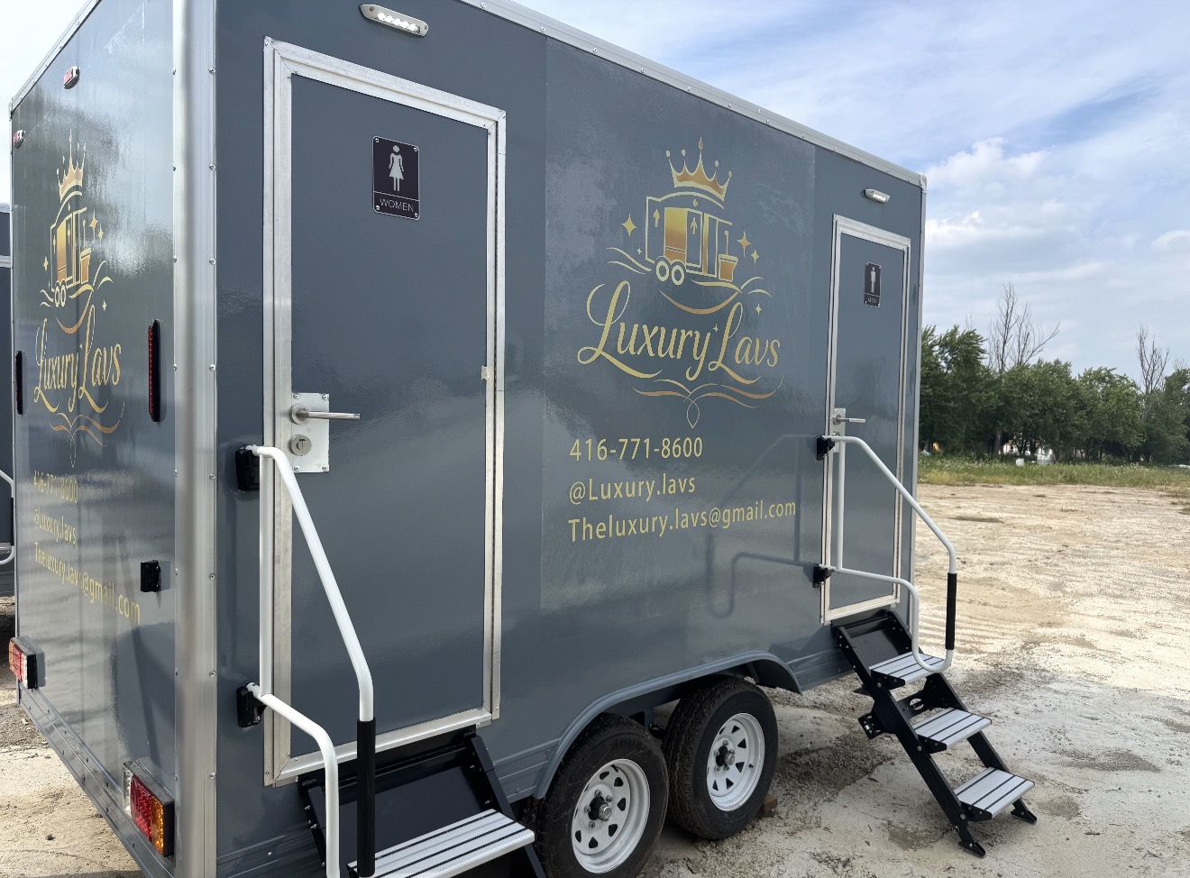 Luxury Lavs exterior trailer photo